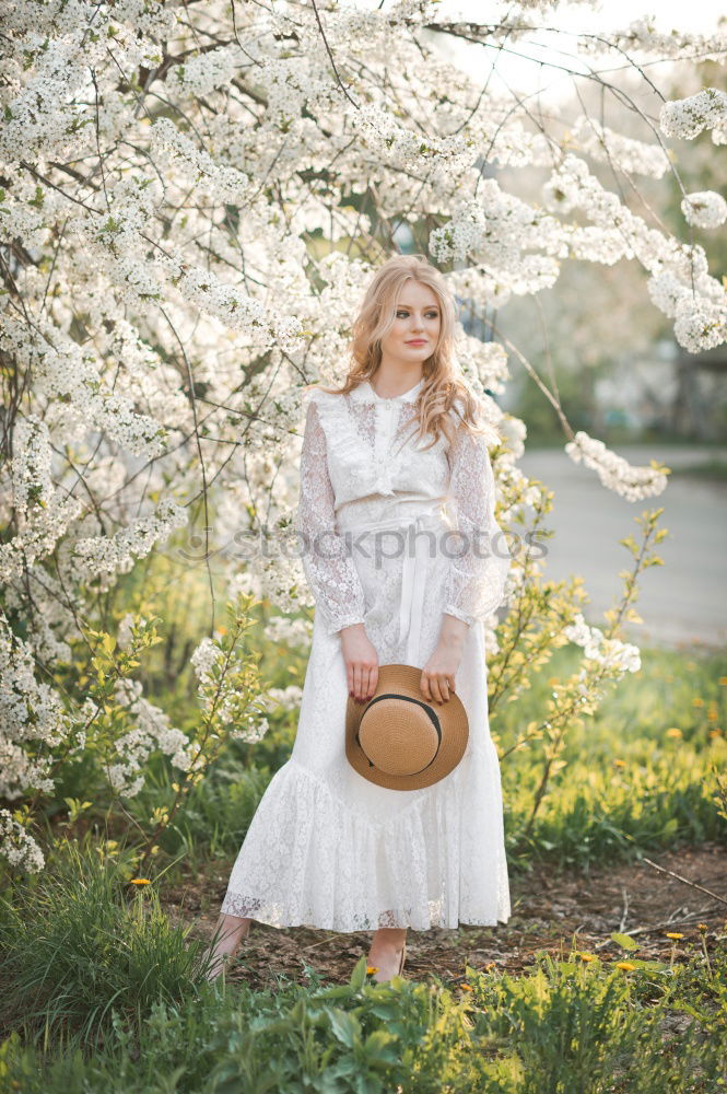 Magnolia Girl II Spring