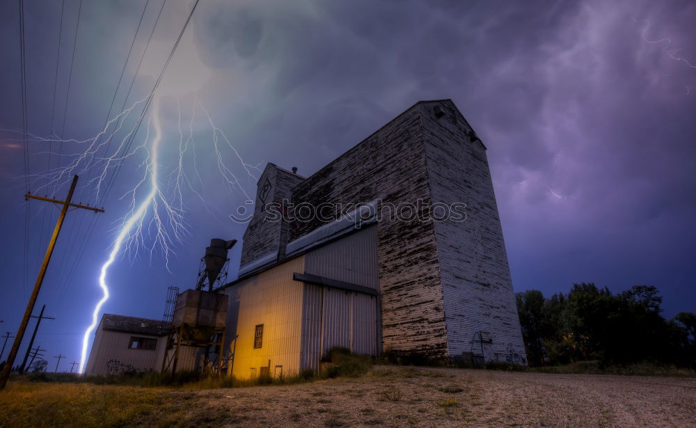 lightning strike Lightning