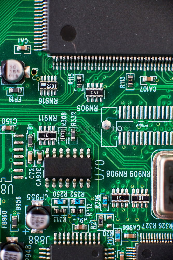 Similar – Foto Bild Computer motherboard mit elektronischen Bauelementen. Platine, Leiterplatte, Magnete. Informationsingenieurswesen. Alte Elektronische Computerhardware Technologie.