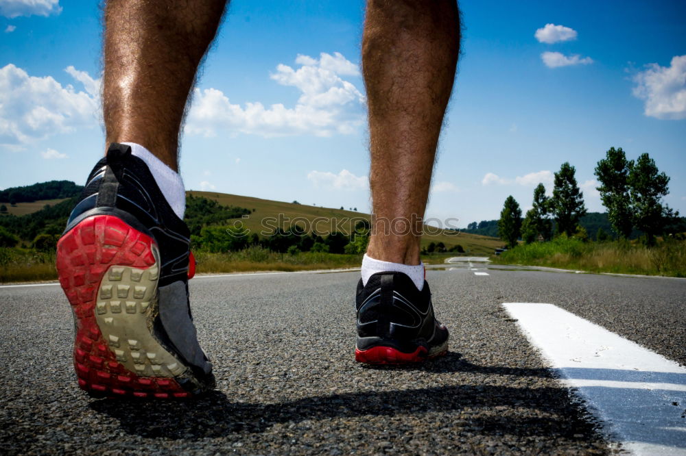 Runner getting ready for training