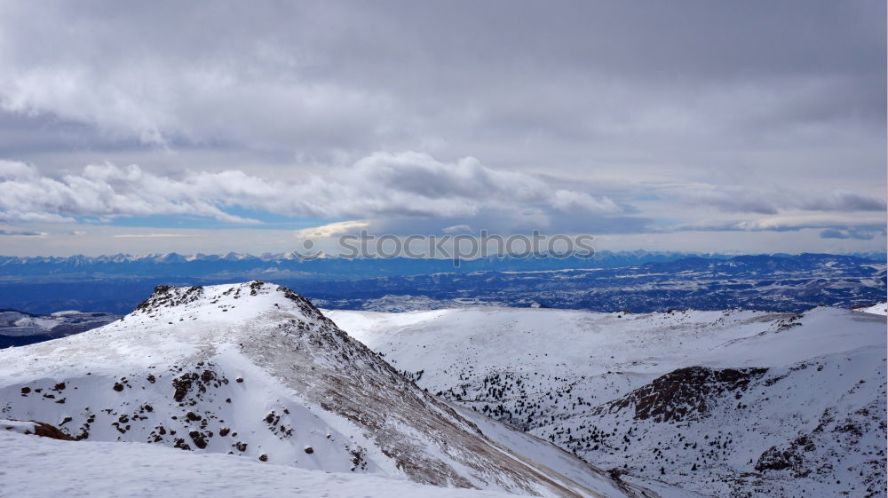 Similar – Extreme avalanche danger