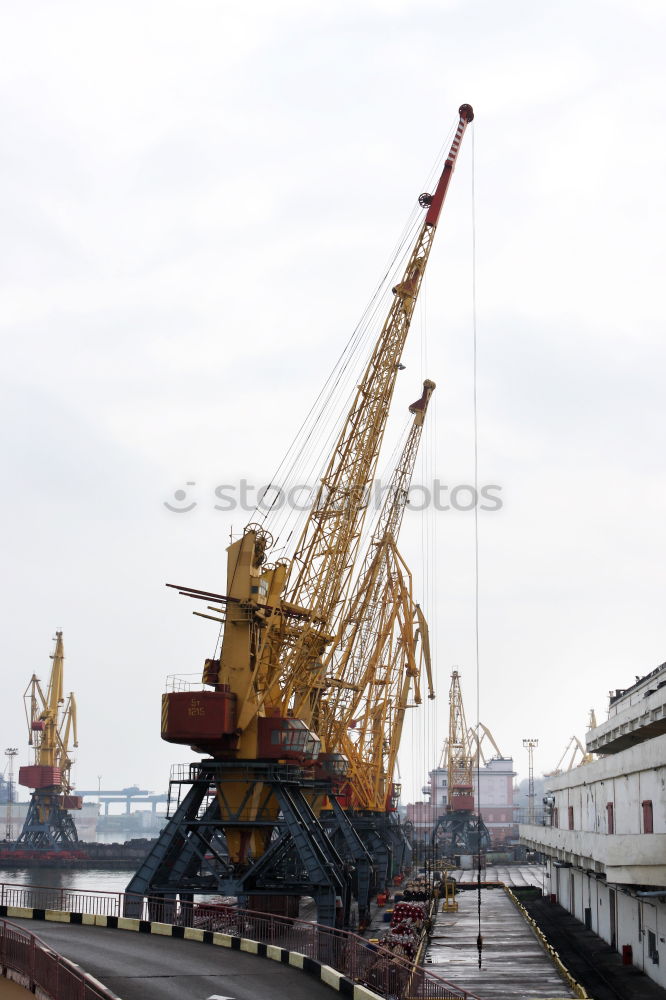 port_view Watercraft Crane