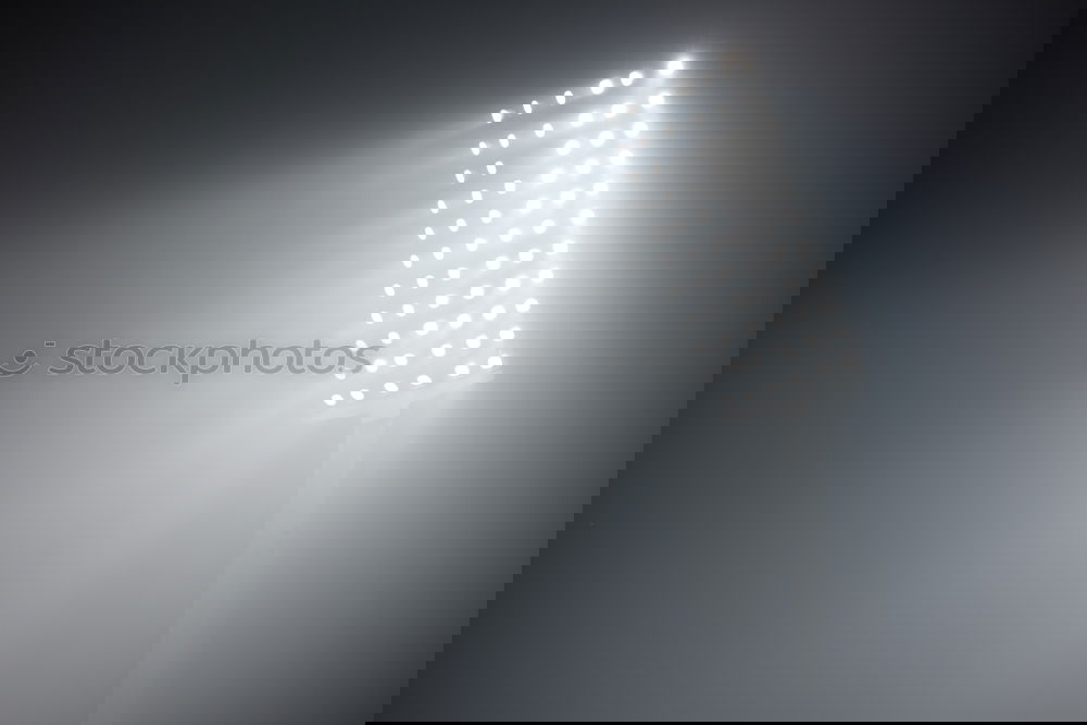 Foto Bild Duell Stadionbeleuchtung