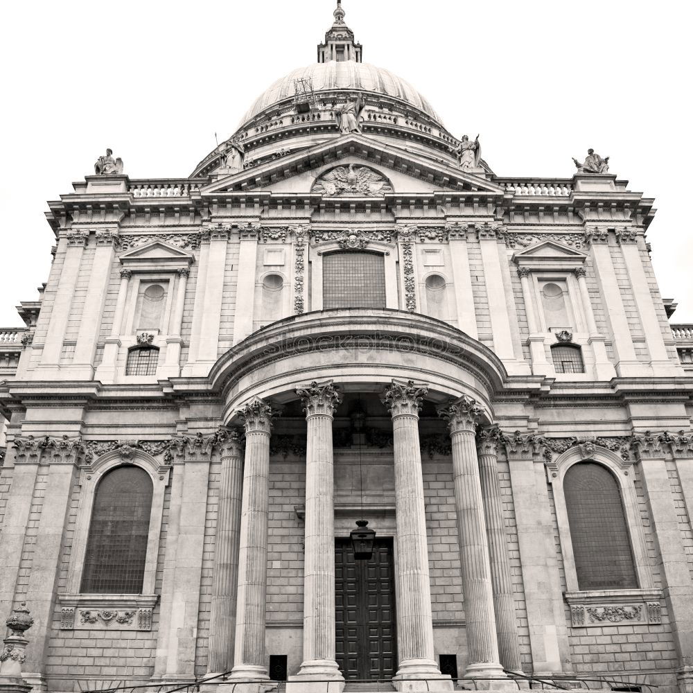 Similar – St.Pauls London Kuppeldach