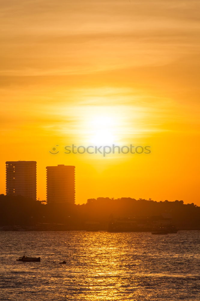 Foto Bild Triple-Towers fall to sleep