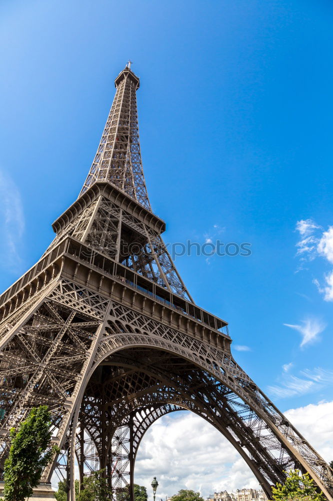 Similar – Foto Bild Eiffelturm Tour d’Eiffel