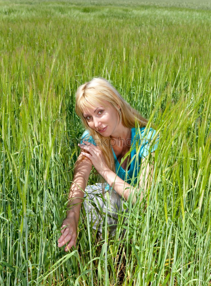 Similar – [im Grün] Feld Kornfeld