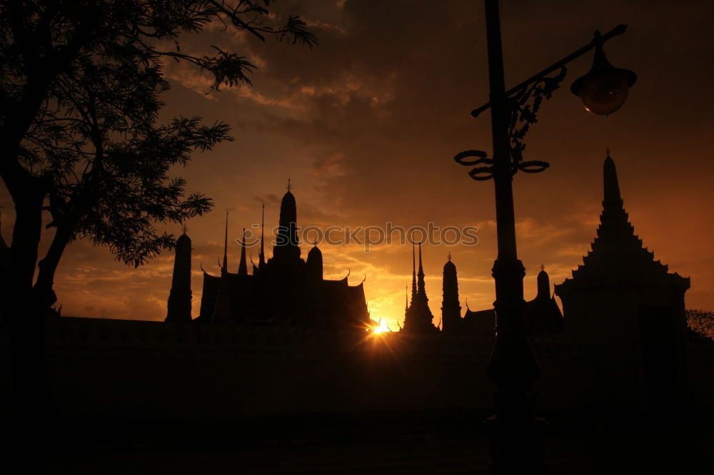 Similar – Foto Bild Kölner Dom Gotik Gebäude