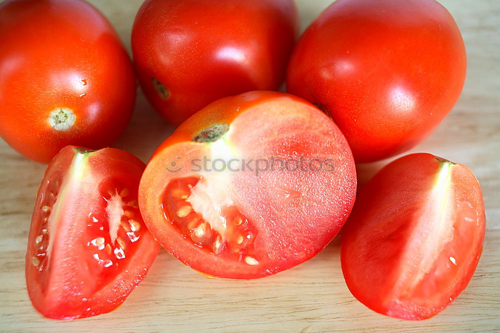 tomatoes Red Cut Juicy