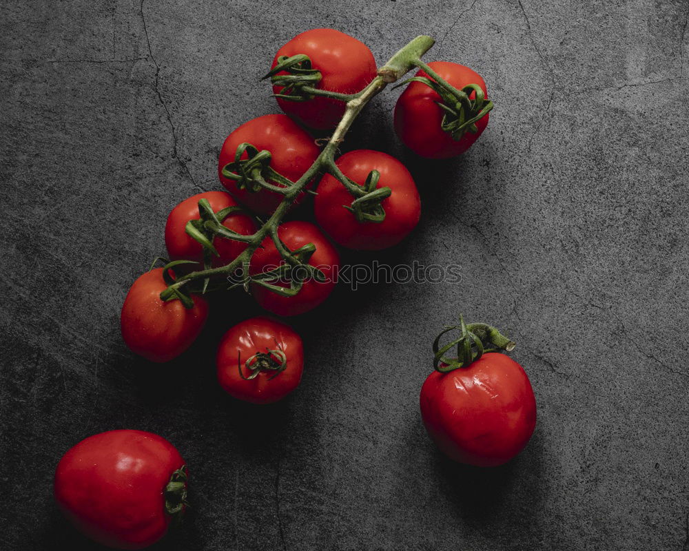 fresh organic tomatoes