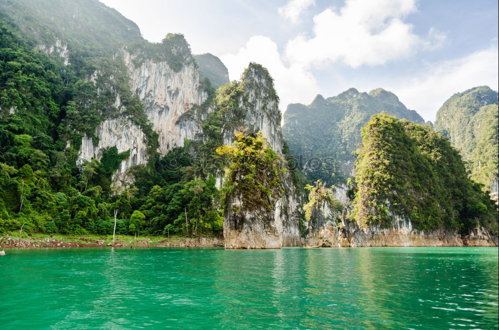 Picturesque sea landscape. Ha Long Bay, Vietnam