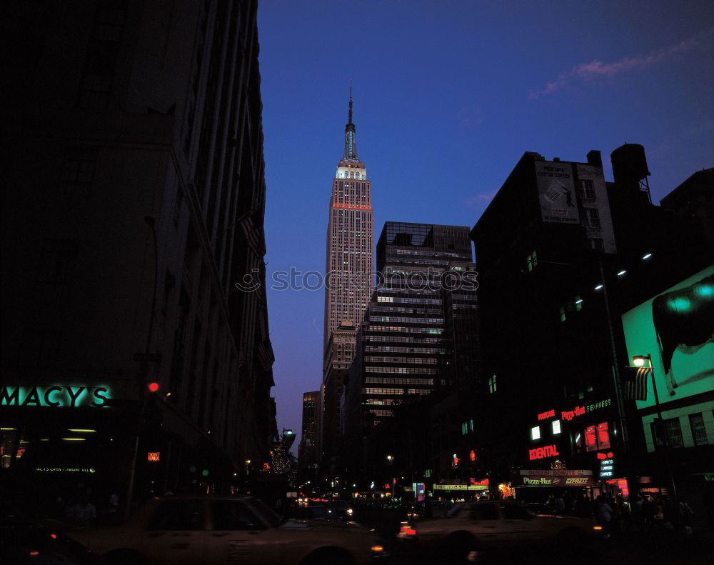 Similar – Foto Bild Abend in New York