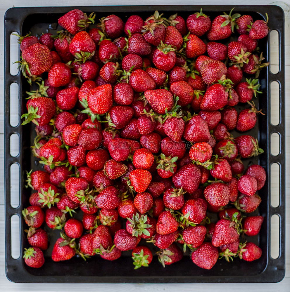 Similar – Erdbeeren Frucht Ernährung