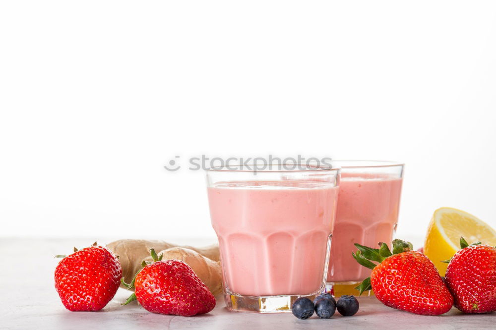 Similar – “A strawberry shake, please.”