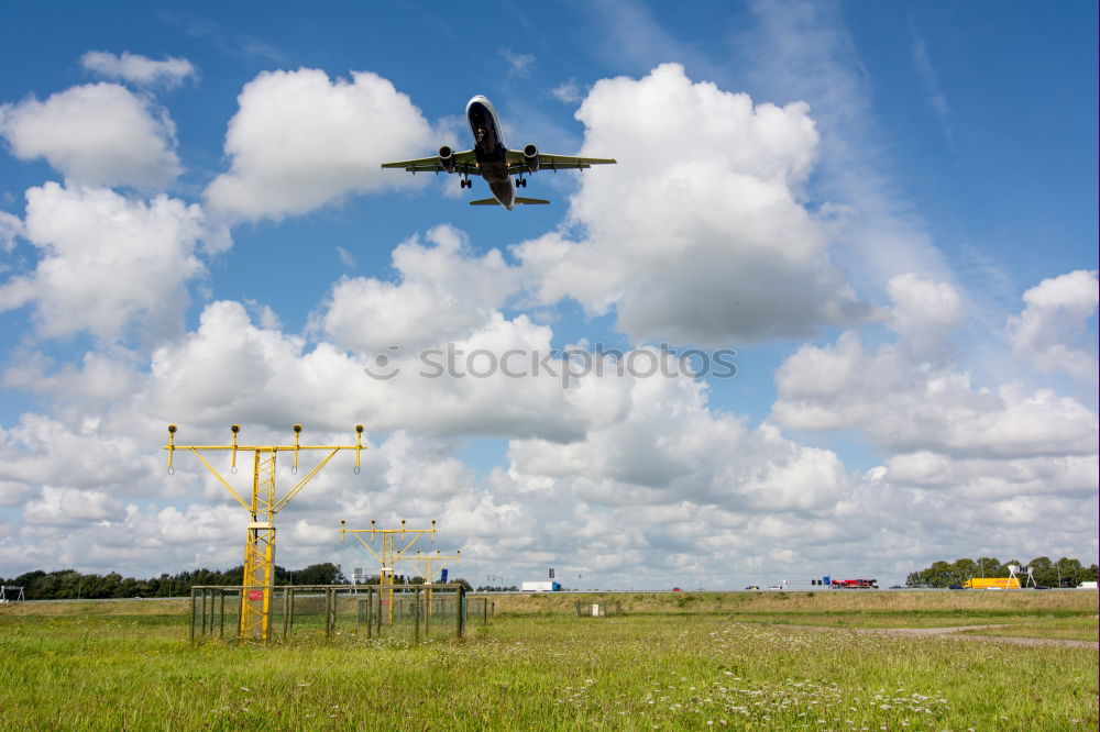 Similar – Landeanflug Flugzeug