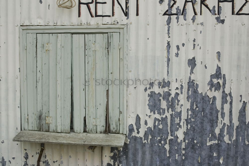 Similar – Foto Bild Zu vermieten Haus Fassade