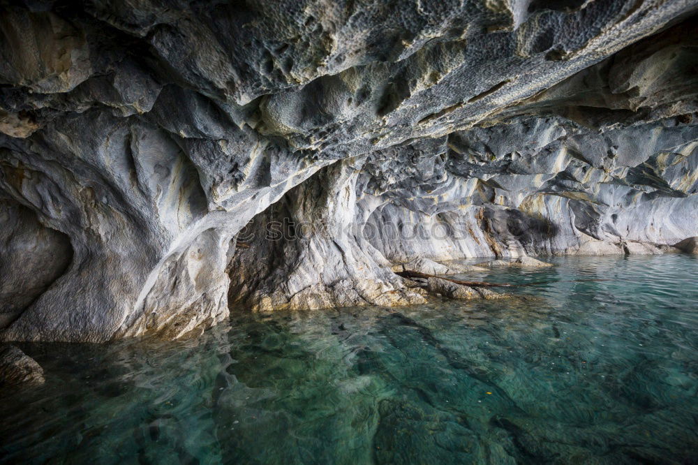 Similar – Urlaub und Erholung. Meer und Felsen. Blick vom Wasser. Idylle