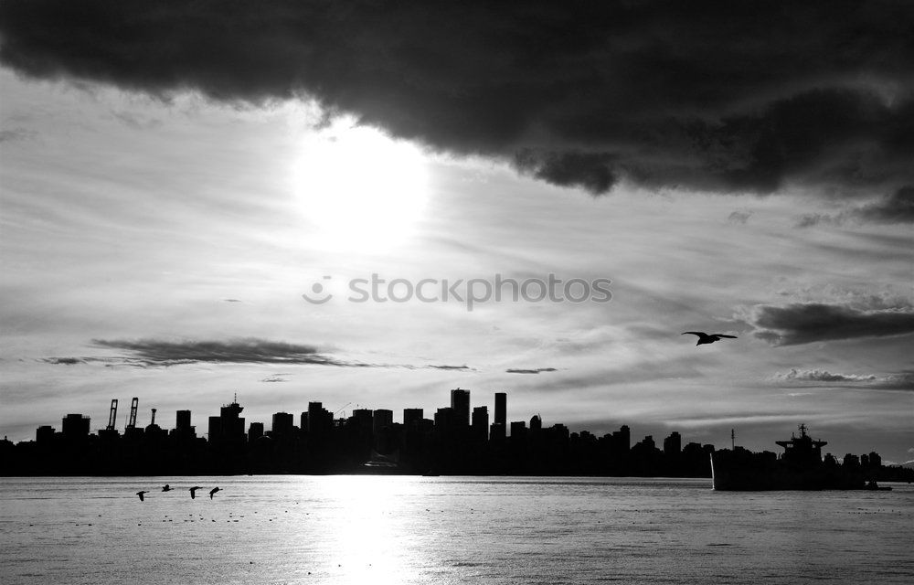 Similar – City of New York Skyline n)