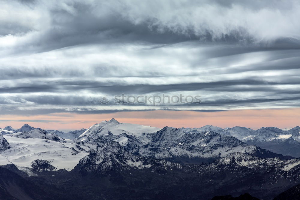 Similar – Holleridudödeldi Nebel