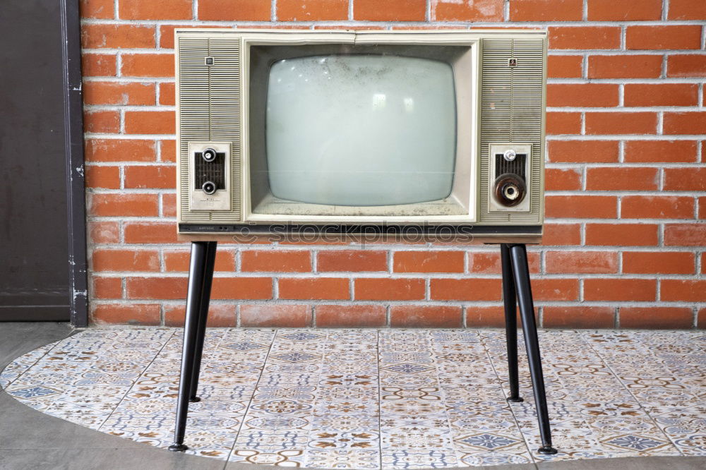 Similar – DumpedForGood TV set