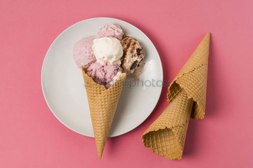 Similar – Hausgemachtes Himbeereis. Rosa Eiskugeln in einer Schüssel