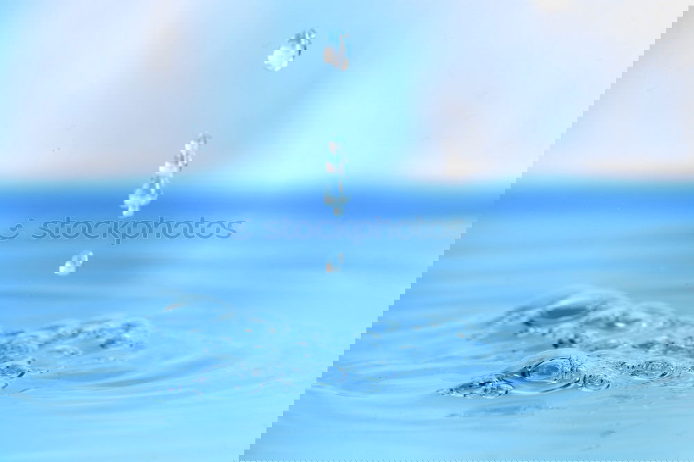 Similar – Foto Bild Strichweise Regen Wasser