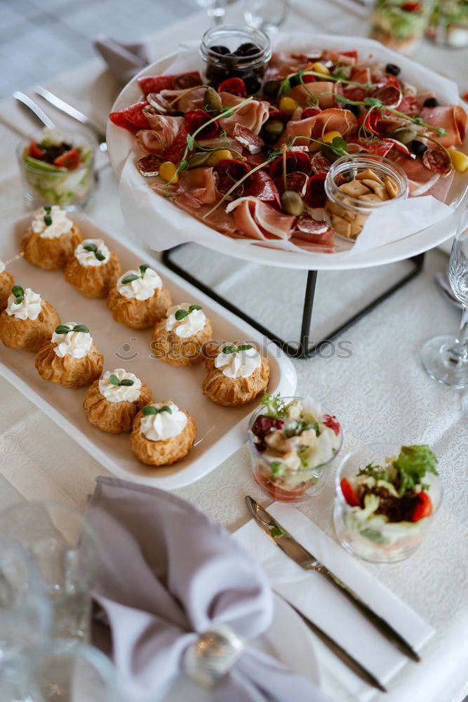 Different snacks served on bread