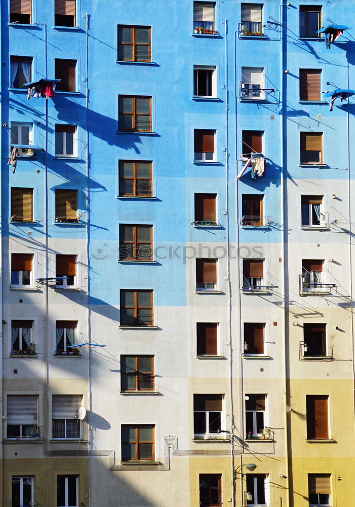 Similar – LAND UNTER Haus Reihenhaus