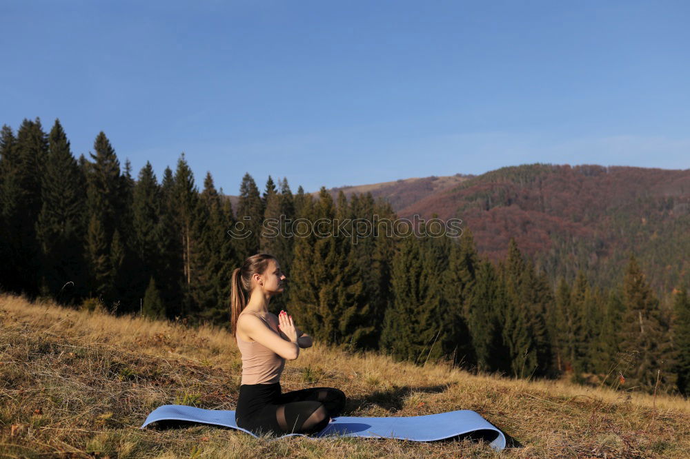 Similar – Foto Bild Weibliche Yogameisterin.