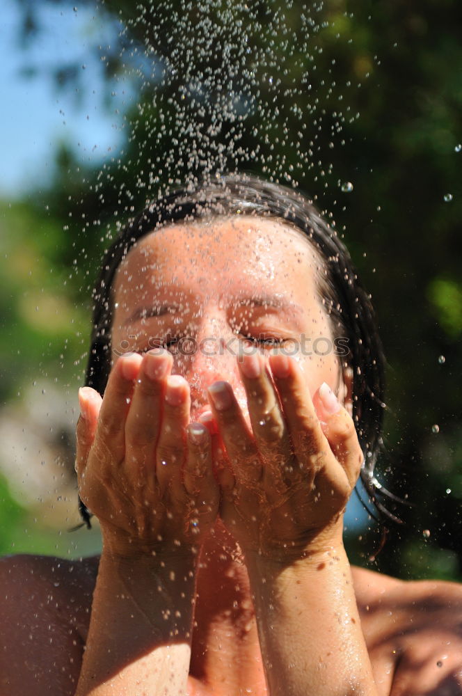 festival shower